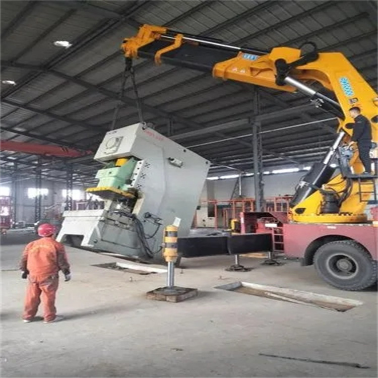 七叉镇80吨折臂吊车出租附近电话