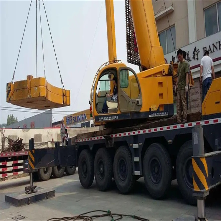 七叉镇当地吊车出租|机器吊装|75吨|工厂搬迁服务